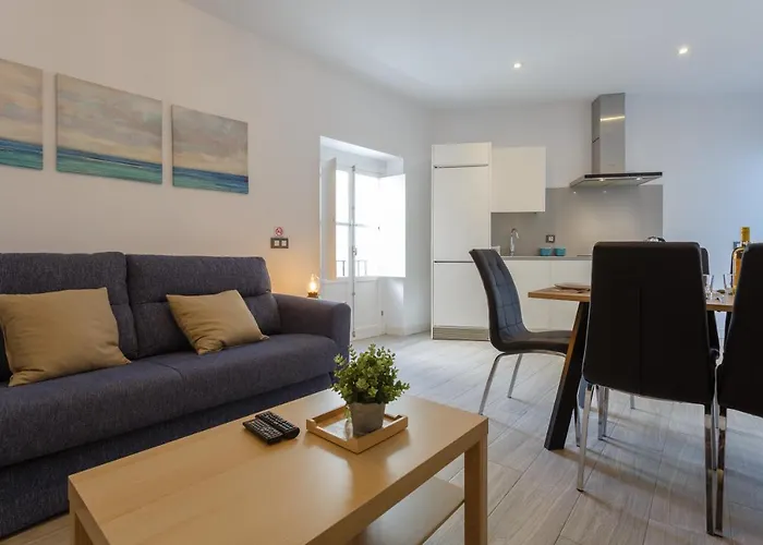 Sail Family Home By Cadiz4Rentals